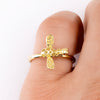 Bee ring in 18K yellow gold, inspired by the Fairmont Hotel rooftop beehive, handmade in San Francisco by Cup and Belle